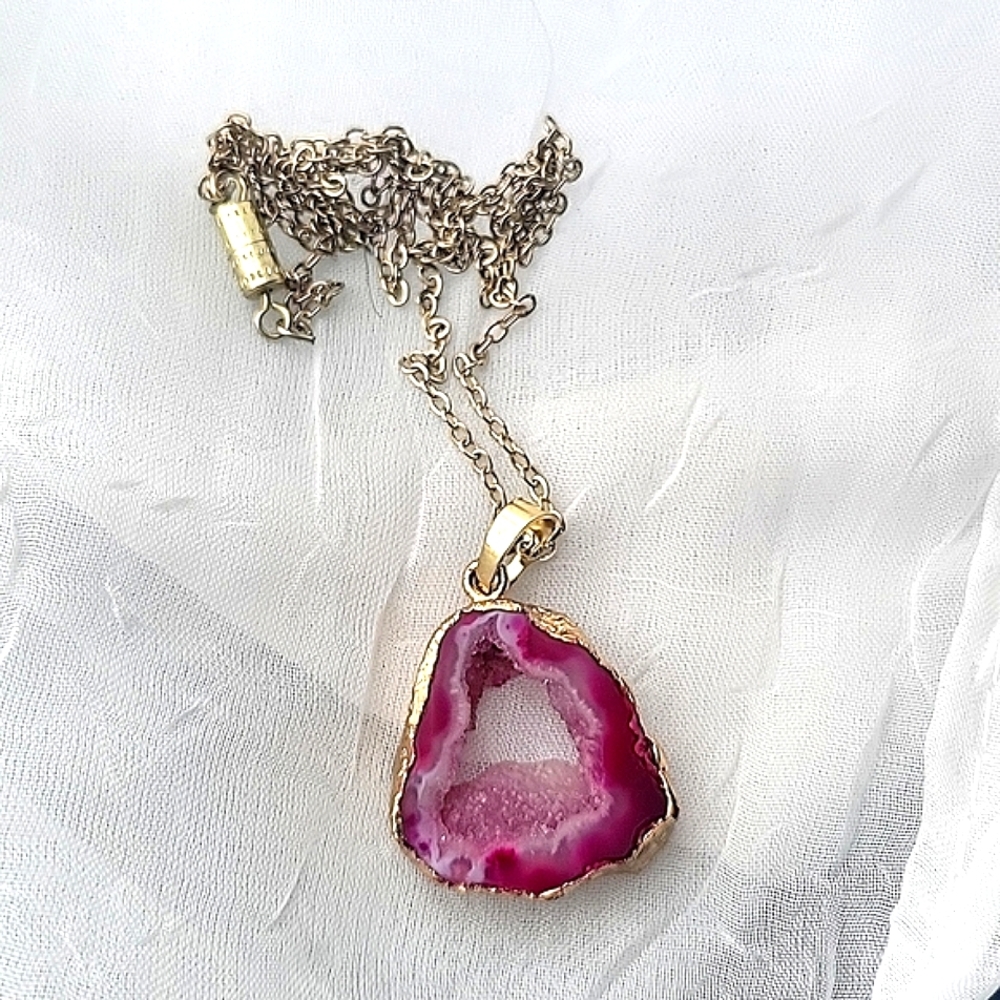 Artisan Agate Geode Slice Pendant Necklace